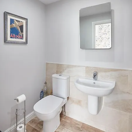 Host & - The Zetland Apartament *